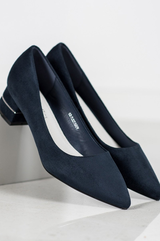 Schuhe mit Zierband blaue Farbe