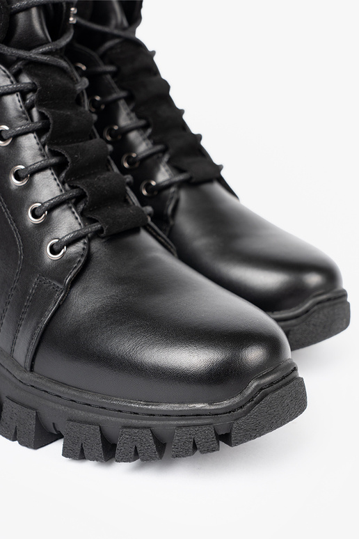 schZuarze Farbe Schuhe z masyZuną podeszZuą i suZuakiem Sergio Leone