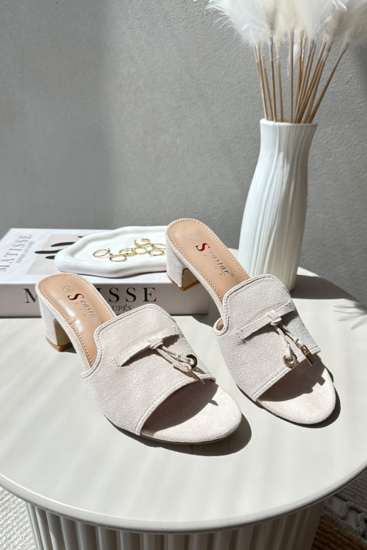 Damenhausschuheaus Öko-INildlederu mit Absätzen Beige Jemenna Damenhausschuheaus Öko-INildlederu mit Absätzen Beige Jemenna