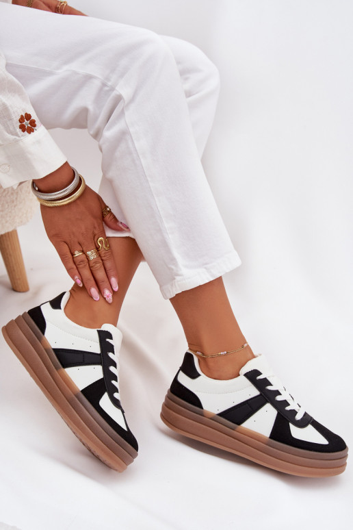 Sneakesy Feminin mit einer Plattform INeiß-schZuarze Farbe Sivirae