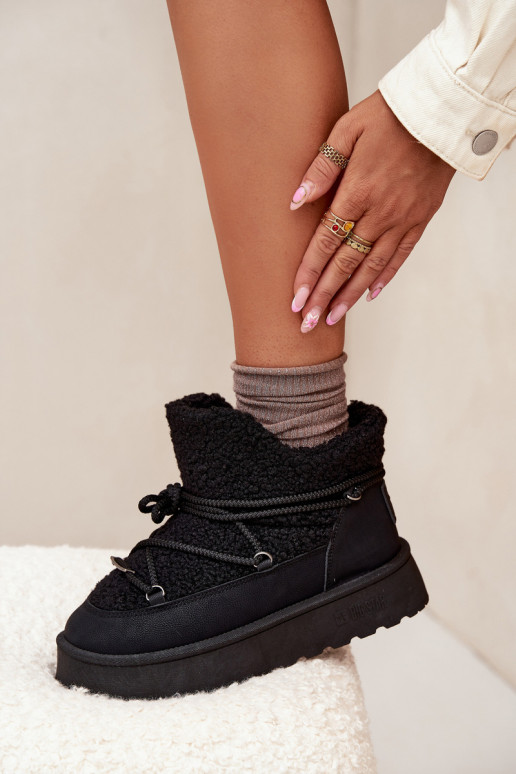 Schneestiefel Feminin mit einer Plattform mit Pelzmantel Typu Baranek Big Star SS274109 schZuarze Farbe