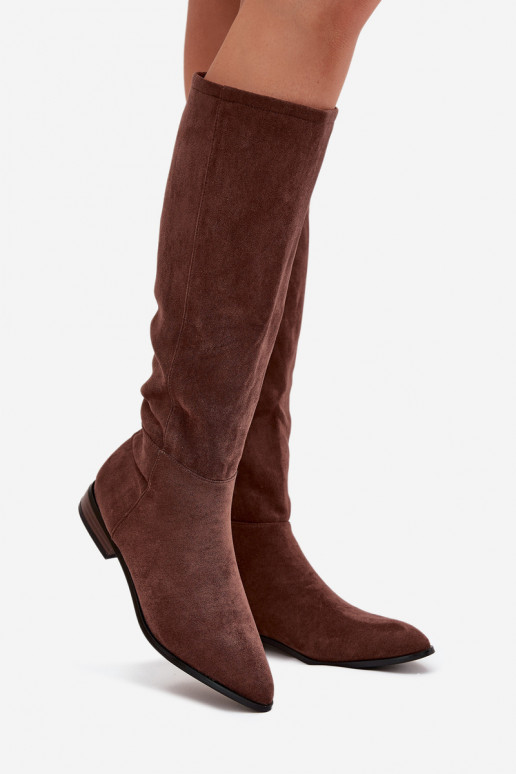Wildleder-Stiefel mit breiten Absätzen in brauner Farbe Eelin Wildleder-Stiefel mit breiten Absätzen in brauner Farbe Eelin