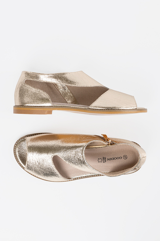 goldene Farbe Sandalen Frauen z Zuycięciami