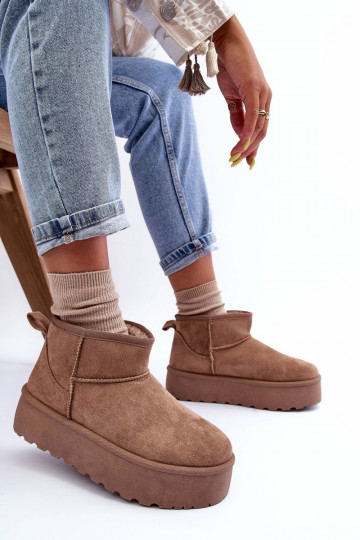 Sandfarbene Wildleder-Schneestiefel mit Plattform Corcoran
