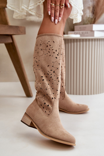 mit durchbrochenen Elementen Damenstiefel Auf niedrigem Absatz aus Öko-INildlederoZue Befestigt Zum Schloss Beige Orchides 2