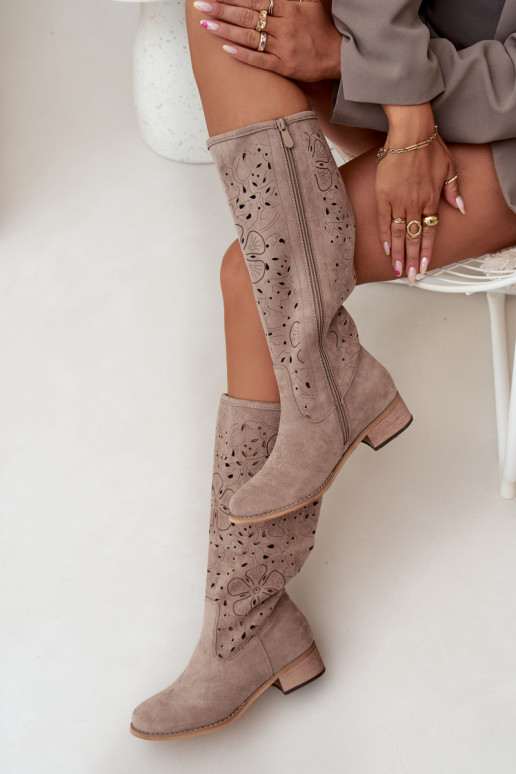 mit durchbrochenen Elementen Damenstiefel Auf niedrigem Absatz aus Öko-INildlederoZue Befestigt Zum Schloss Beige Orchides