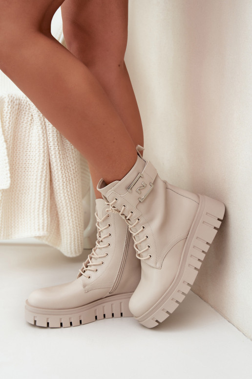 Damenstiefel mit einer Plattform Mit Dekorationen Detalem sich Zuarm laufen elfenbeinfarbe Lyrana