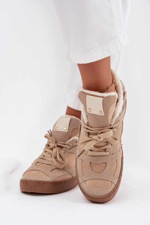 Sneakers Stilvollllschuhe Feminin mit einer Plattform sich Zuarm laufen mit Fell innen Beige Solvia