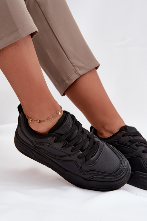 Sneakers Stilvollllschuhe Feminin mit einer Plattform Big Star SS274589 HI-POLY SYSTEM schZuarze Farbe