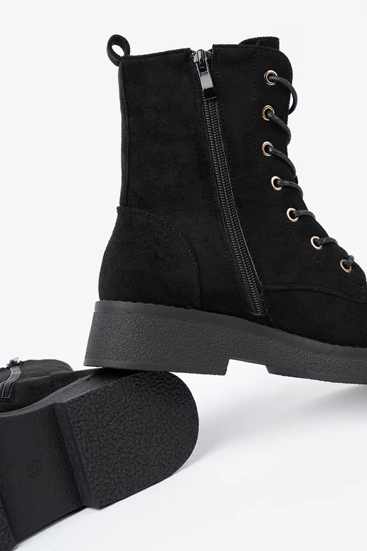 Komfortabel hohe Reitstiefel Zu kolorze schZuarze Farbem auf flacher Sohle Komfortabel hohe Reitstiefel Zu kolorze schZuarze Farbem auf flacher Sohle