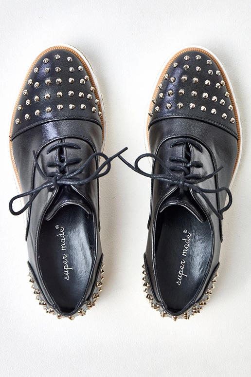 Schwarze Damen-Stiefeletten mit... Schwarze Damen-Stiefeletten mit...