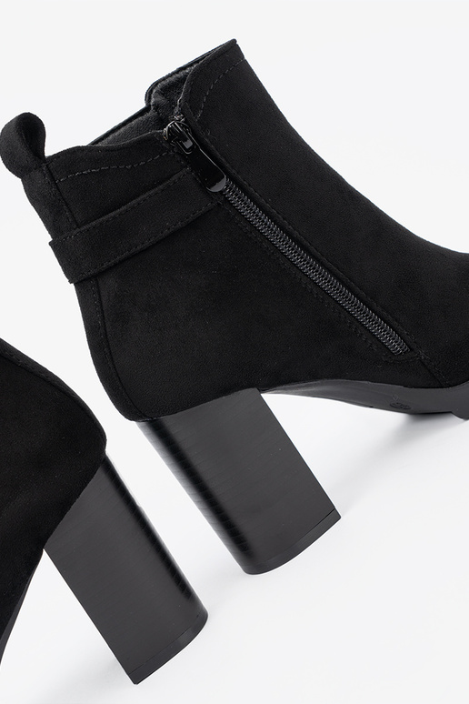schZuarze Farbe Stiefel mit Zierschnalle schZuarze Farbe Stiefel mit Zierschnalle