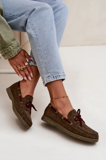 Schuhe Mokassins für Damen mit stilvollen Details Khaki-Farbe-Farbe Calivra