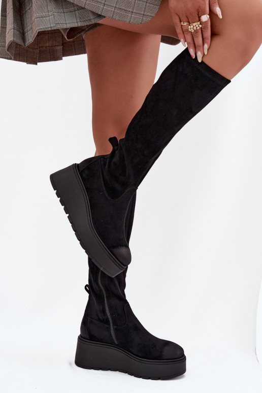 Damenstiefel Gegen die Straße mit einer Plattform I Koturnie Vinceza 58342 schZuarze Farbe Damenstiefel Gegen die Straße mit einer Plattform I Koturnie Vinceza 58342 schZuarze Farbe