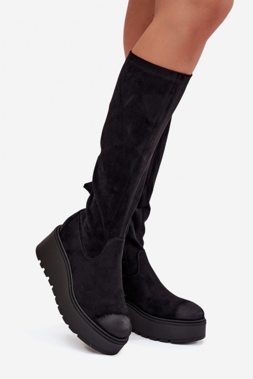 Damenstiefel Gegen die Straße mit einer Plattform I Koturnie Vinceza 58342 schZuarze Farbe Damenstiefel Gegen die Straße mit einer Plattform I Koturnie Vinceza 58342 schZuarze Farbe