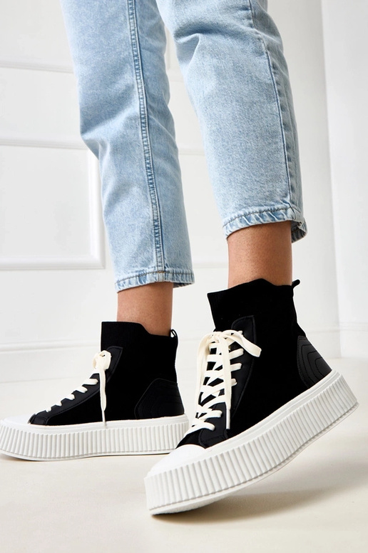 Schwarze Slip-On-Sneaker im...