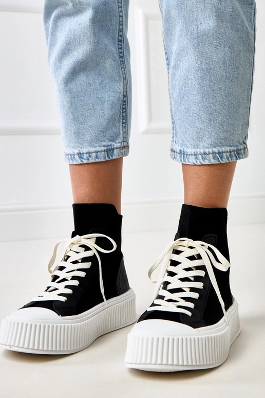 Schwarze Slip-On-Sneaker im...