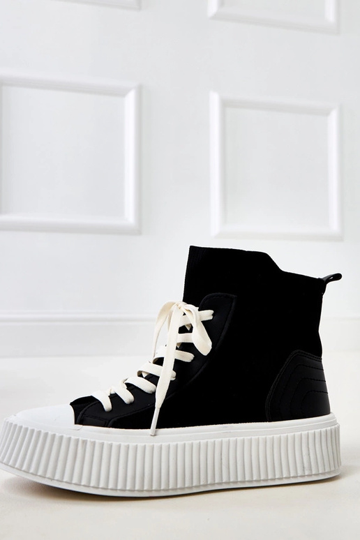 Schwarze Slip-On-Sneaker im...