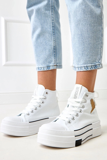 Weiße hohe Sneakers mit...