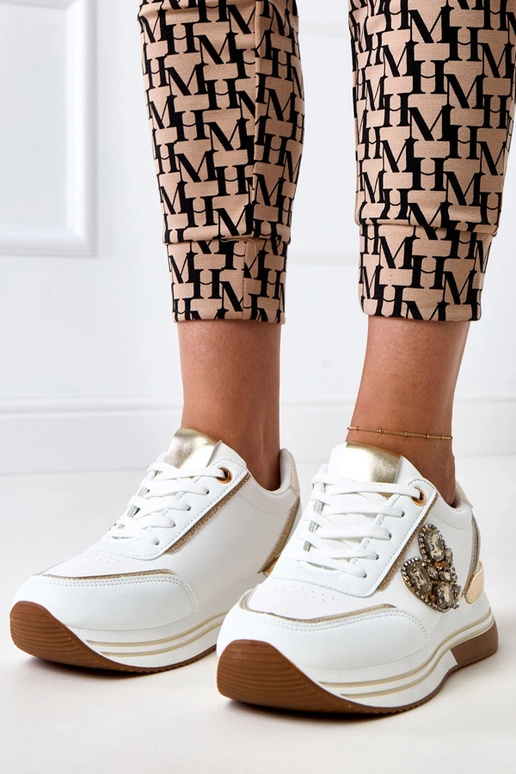 Weiße Sneakers mit Plattform,... Weiße Sneakers mit Plattform,...