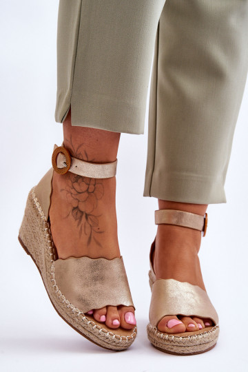 Haut Plateausandalen Comfort Shoe goldene Farbe Verola