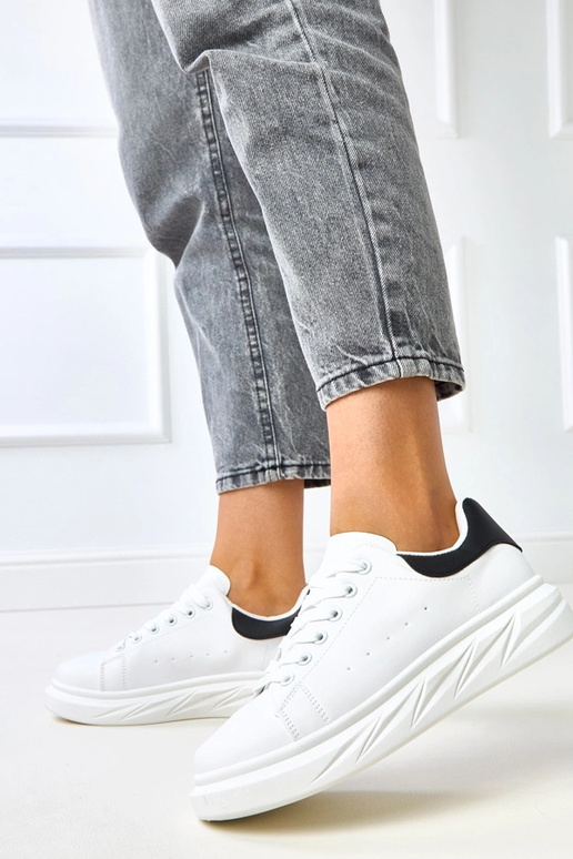 Schwarz-weiße Plattform-Sneaker Rosier Schwarz-weiße Plattform-Sneaker Rosier