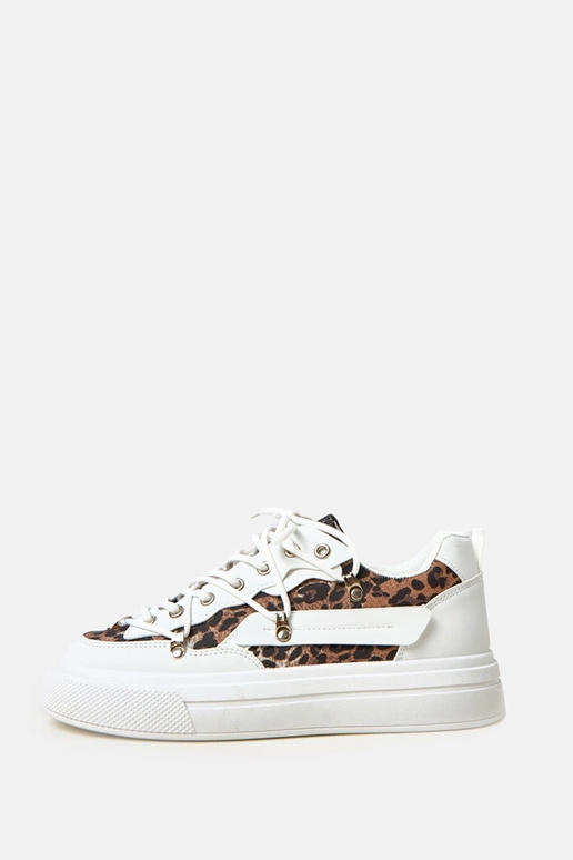 Weiße Sneakers auf Plattform mit... Weiße Sneakers auf Plattform mit...