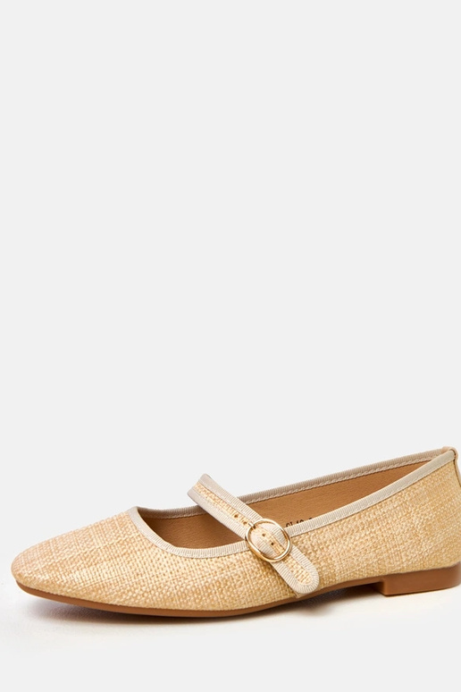 Sandfarbene geflochtene Ballerinas...