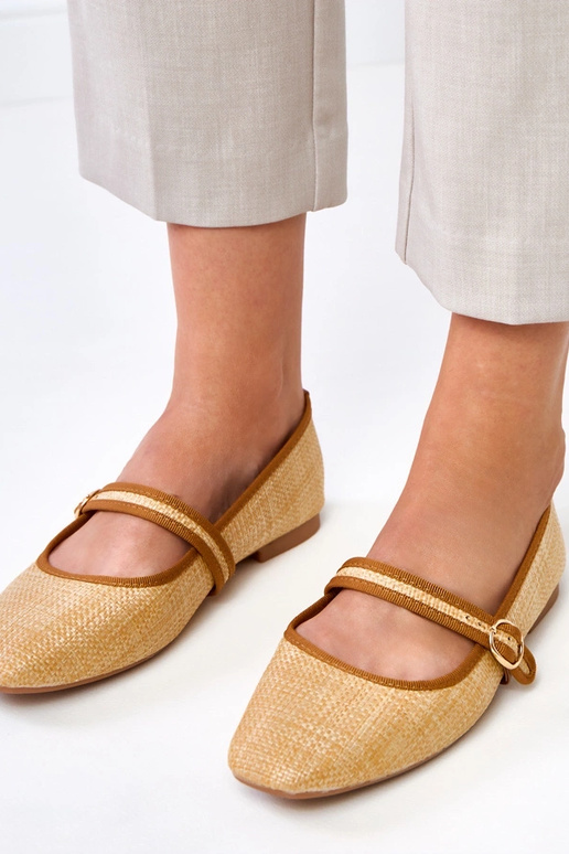 Braune geflochtene Ballerinas mit...