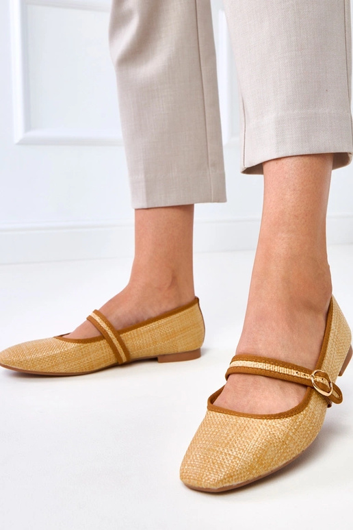 Braune geflochtene Ballerinas mit...