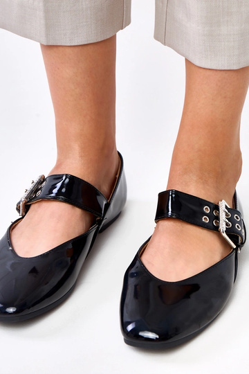 Schwarze Lack-Ballerinas mit dekorativer Schnalle, Damia 2