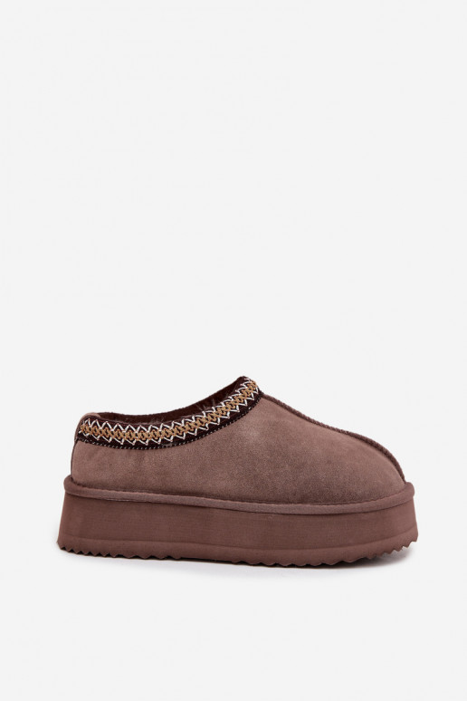 Niedrig aus INildleder Schneestiefel FemininHaftem mit einer Plattform Vinceza 97960 braune Farbe Niedrig aus INildleder Schneestiefel FemininHaftem mit einer Plattform Vinceza 97960 braune Farbe