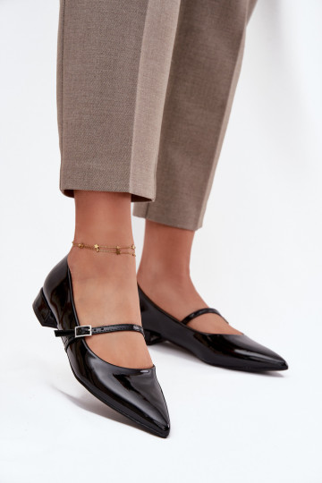 Lackierte Ballerinas Ermöglicht Subtilm Obcasie mit Riemen schZuarze Farbe Isvella