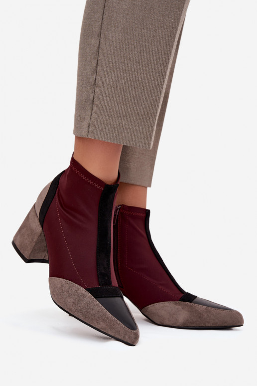 Damenstiefel Auf einer riesigen Stange Zum Schloss Burgund Delvane Damenstiefel Auf einer riesigen Stange Zum Schloss Burgund Delvane