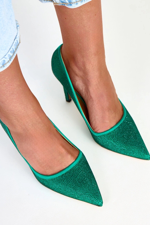 Grüne satinierte High Heels mit...