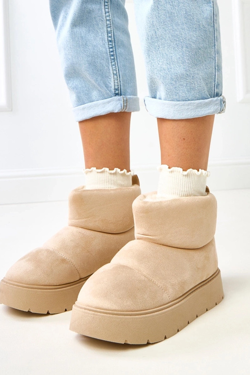 Helle sandfarbene gefütterte...