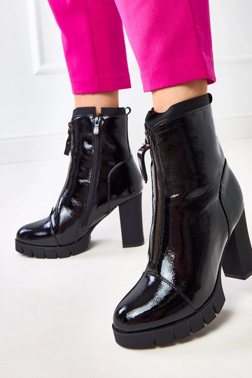 Schwarze lackierte... 2