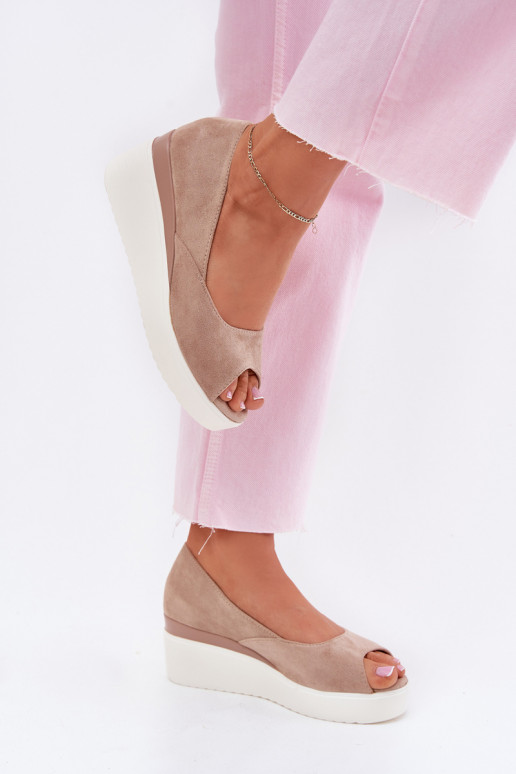 Damensandalen Auf einem Keil Z aus Öko-INildlederu Beige Velira Damensandalen Auf einem Keil Z aus Öko-INildlederu Beige Velira