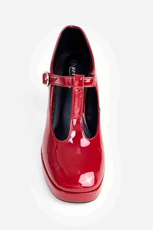 Adaoha bordeauxfarbene Halbschuhe auf... Adaoha bordeauxfarbene Halbschuhe auf...