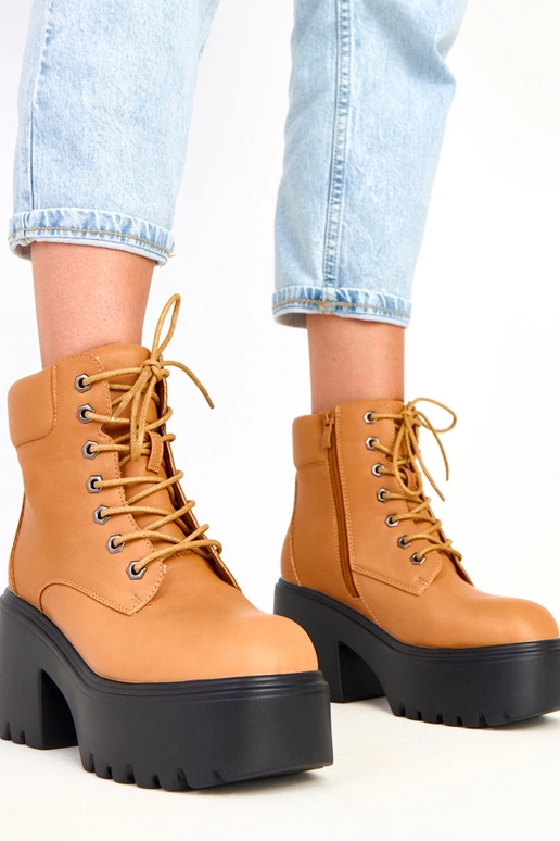 Janja braune Stiefeletten auf... Janja braune Stiefeletten auf...