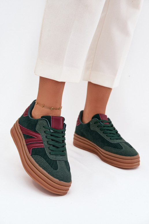 Samt Sneakers Stilvollllschuhe Feminin mit einer Plattform grüne Farbe Skye