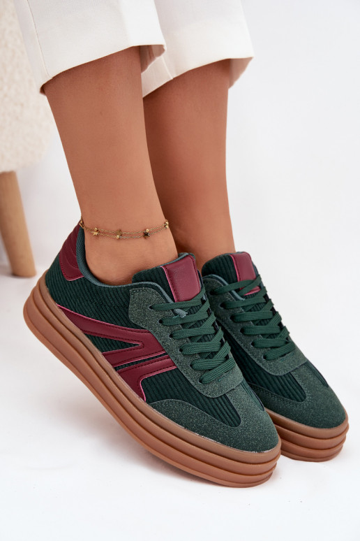 Samt Sneakers Stilvollllschuhe Feminin mit einer Plattform grüne Farbe Skye