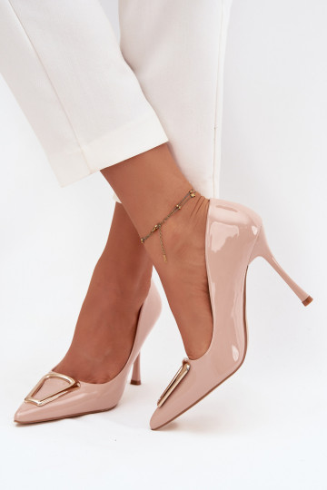 Lackierte High Heels mit goldfarbenen Details in sandfarben Paivelle
