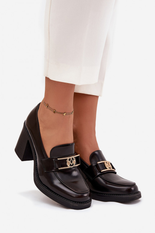 Schuhe Feminin mit Absätzen Ze goldene Farbem Detalem CzekoladoZue Privelle Schuhe Feminin mit Absätzen Ze goldene Farbem Detalem CzekoladoZue Privelle