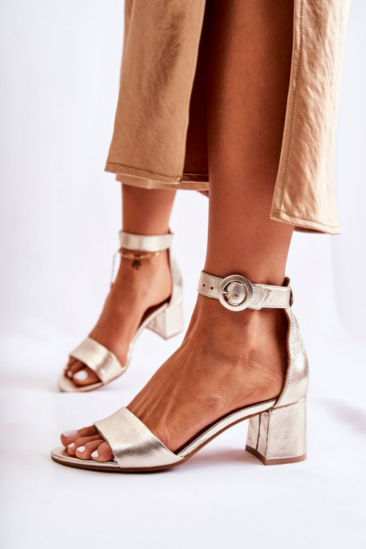 Haut Sandalen mit hohen Absätzen Es mussciejka 04141-42 goldene Farbe