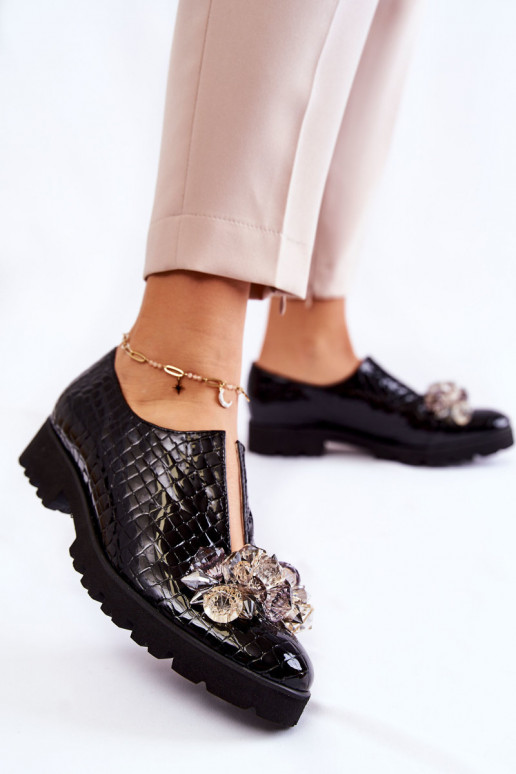 Eleganter Stil mit Lackeffekt Schuhe mit Ornamenten  schZuarze Farbe Cindy Eleganter Stil mit Lackeffekt Schuhe mit Ornamenten  schZuarze Farbe Cindy