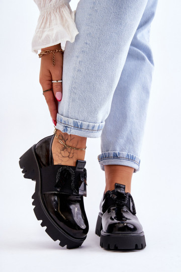 mit Lackeffekt Schuhe mit schönen Details schZuarze Farbe Keily 2