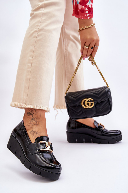 Lackierte Mokassins Auf einem Keil schZuarze Farbe Lemar Felicita