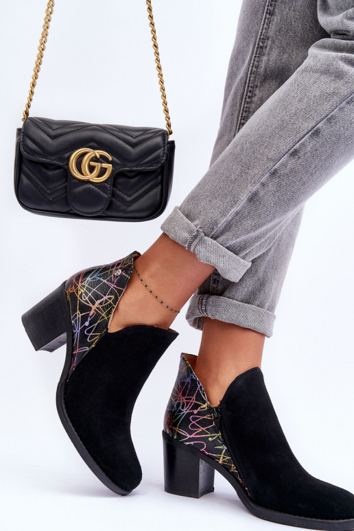 Damenstiefel mit Absätzen Es mussciejka 04492-99 schZuarze Farbe Damenstiefel mit Absätzen Es mussciejka 04492-99 schZuarze Farbe