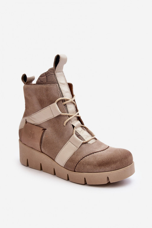 Haut Stiefel Auf einem Keil Es mussciejka 06185-22 elfenbeinfarbe Haut Stiefel Auf einem Keil Es mussciejka 06185-22 elfenbeinfarbe